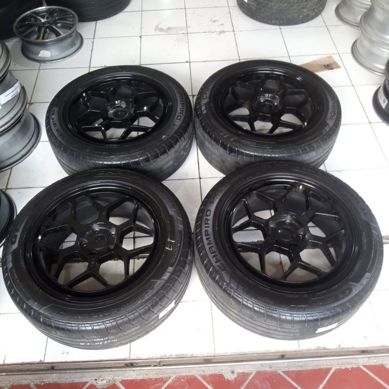 VELG MOBIL SEKEN HSR GRY R18 BUAT INOVA RUSH TERIOS CRV HRV