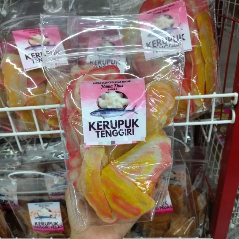 

KERUPUK IKAN TENGGIRI KALIMANTAN MAMA KHAS BANJAR