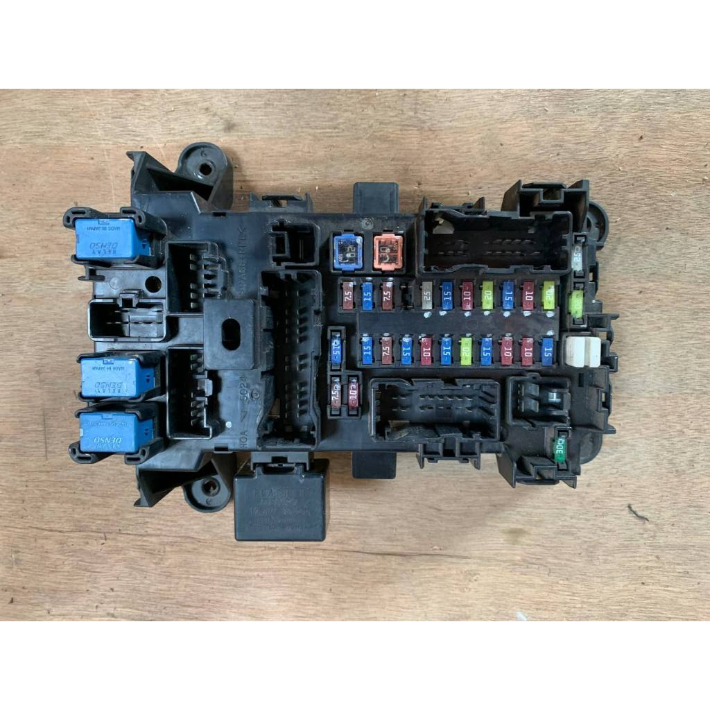 Fuse Box Sekring sikring Suzuki Grand Vitara 2.0 2000cc original copotan garansi