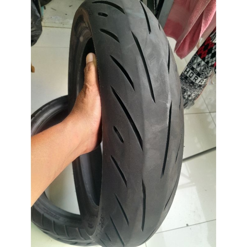 Battlax s22..140/70-17