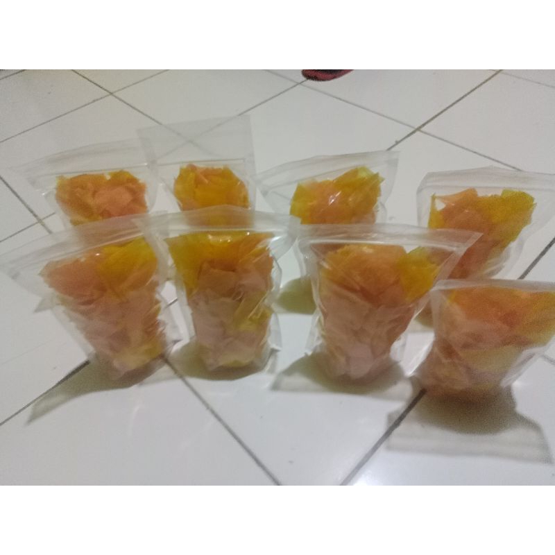 

kerupuk singkong ( mentah )