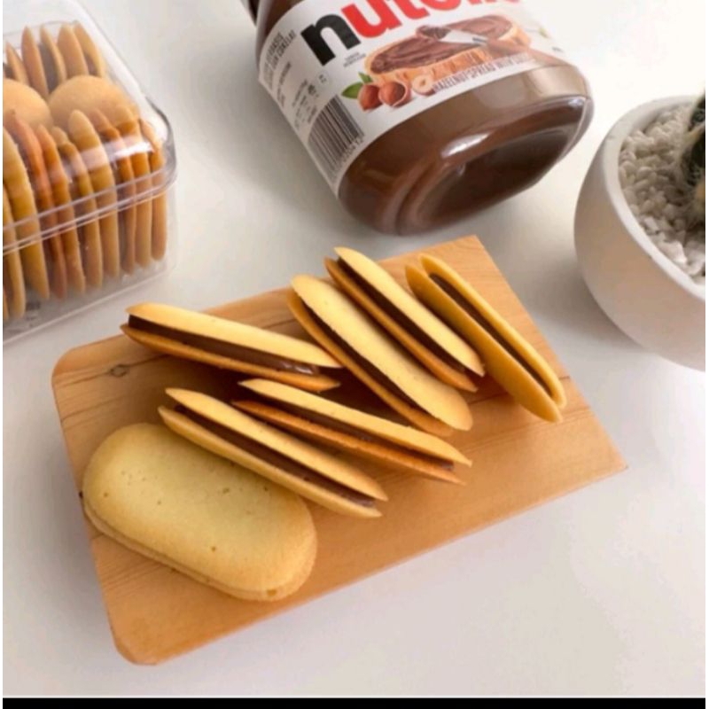 

Nutella Lidah Kucing