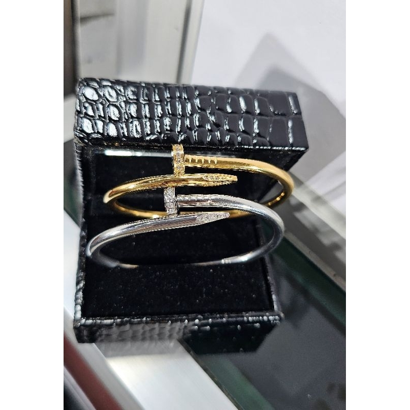 gelang paku titanium