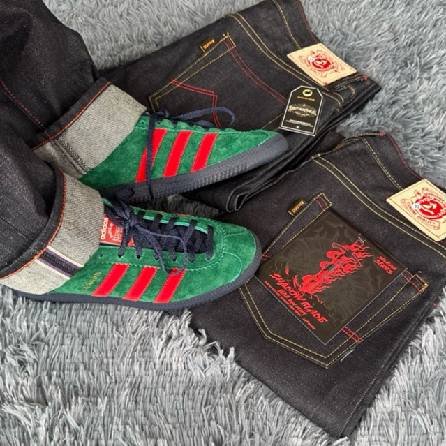 Selvedge Series - Brother Spezial - Shadow Blade - Japanese Selvedge 16Oz Raw Denim - Purple Red Lin