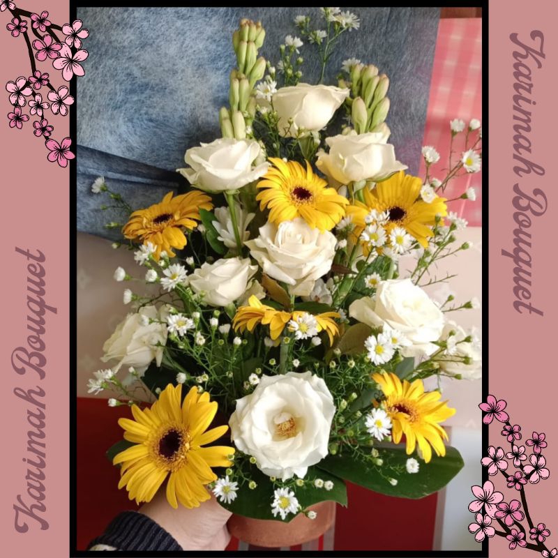 SEHARI JADI Buket Bunga Meja Bandung Asli Segar Fresh Mawar Rose Warna Merah Pink Hadiah Graduation 