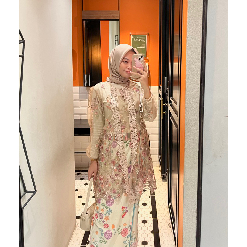 OUTER / KEBAYA MODERN