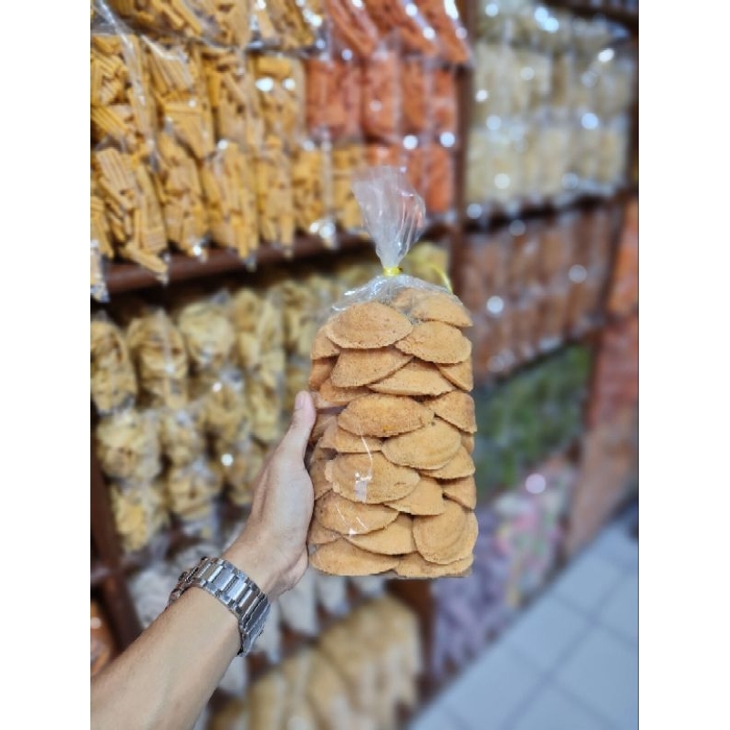 

bolu kering kijing