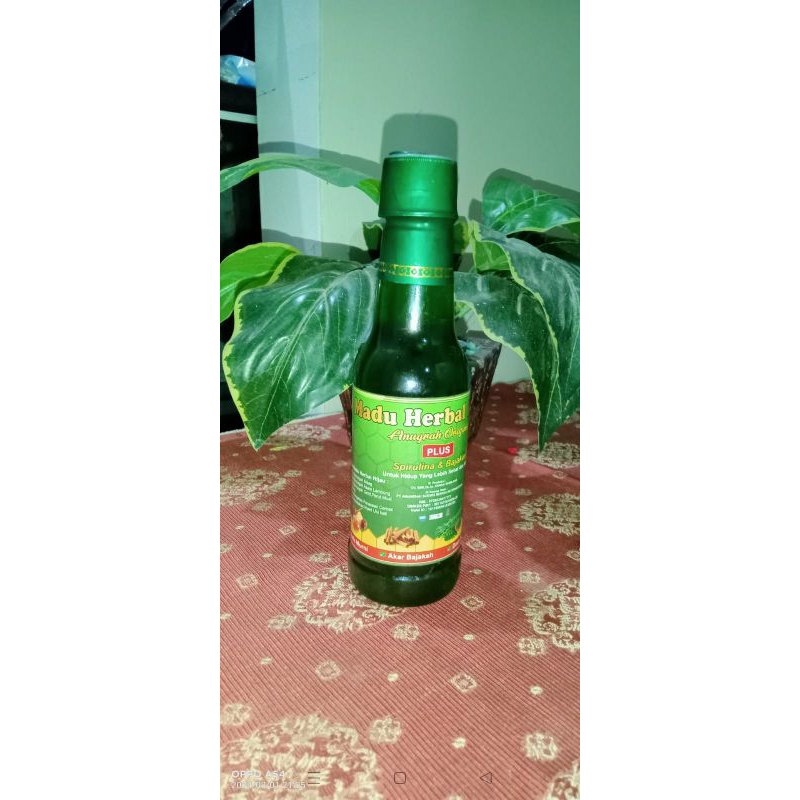 Madu Herbal Hijau 
Anugrah Original

PLUS

Spirulina & Bajakah