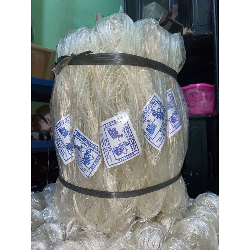 

MIE SOON ISI 20PCS BERAT -+2KG
