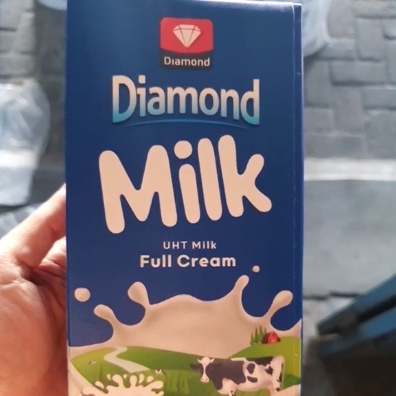 

Susu UHT Diamond Full Cream Plain 1ltr