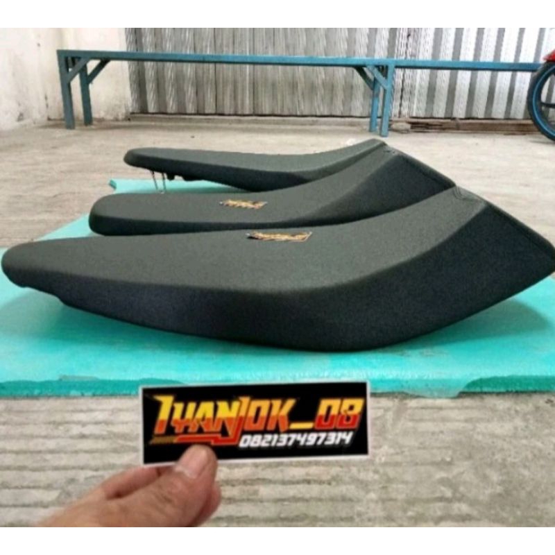 JOK MOTOR ROADRACE SUPRA X LAMA KULIT AMPLAS POLOS
