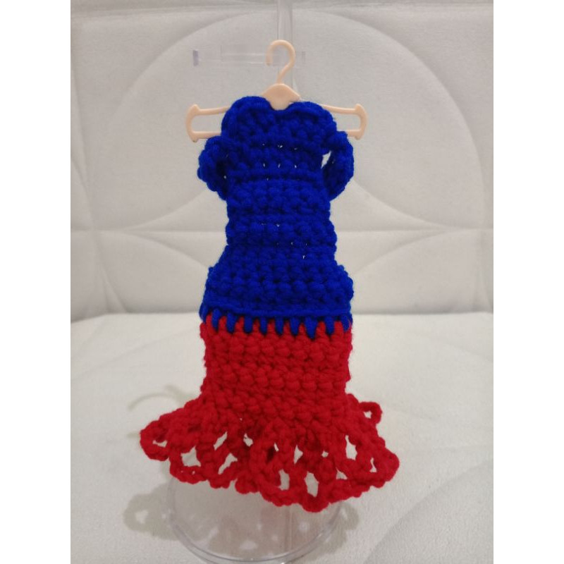 Baju Rajut Boneka Barbie biru merah