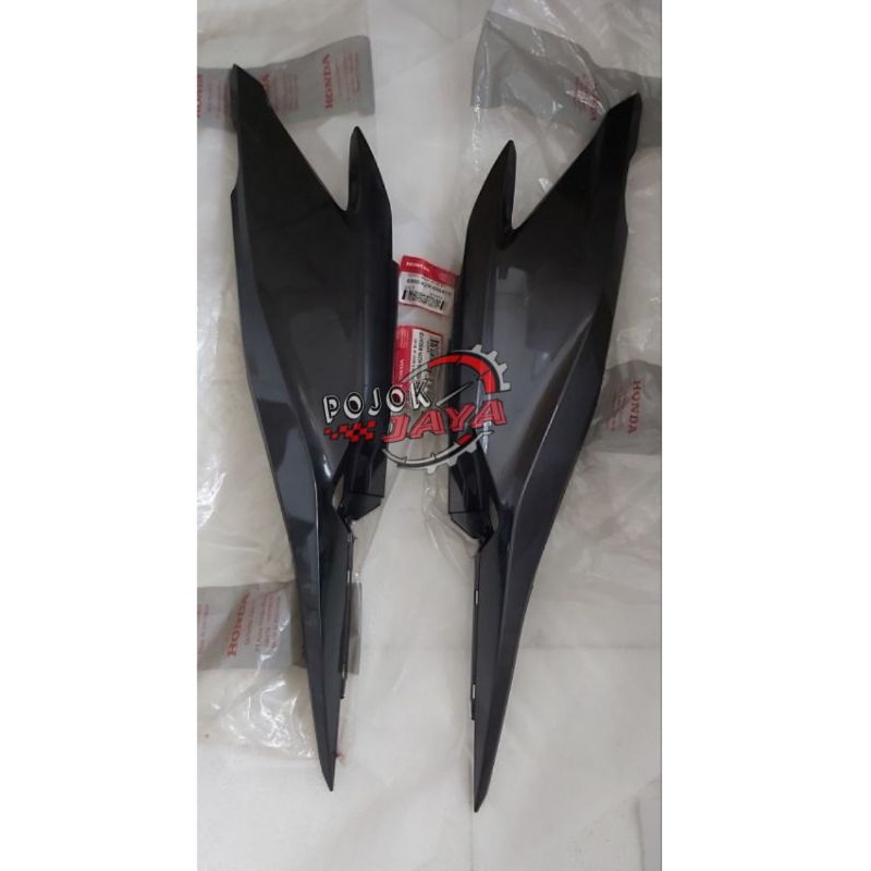 Cover body belakang kanan kiri Honda Vario 125 Old Hitam Abu2 Original 83500-KZR-600AFB 83600-KZR-60