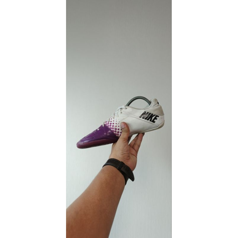 Nike Elastico V IN size 44 insole 28cm