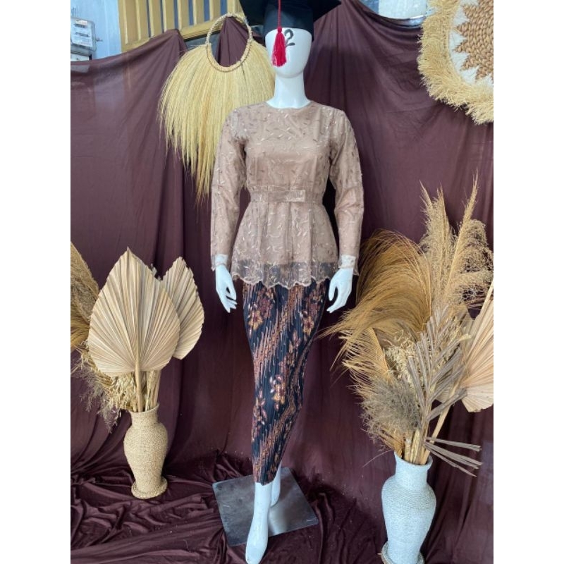 stelan kebaya modern/kebaya Cantika/kebaya kondangan/kebaya pesta