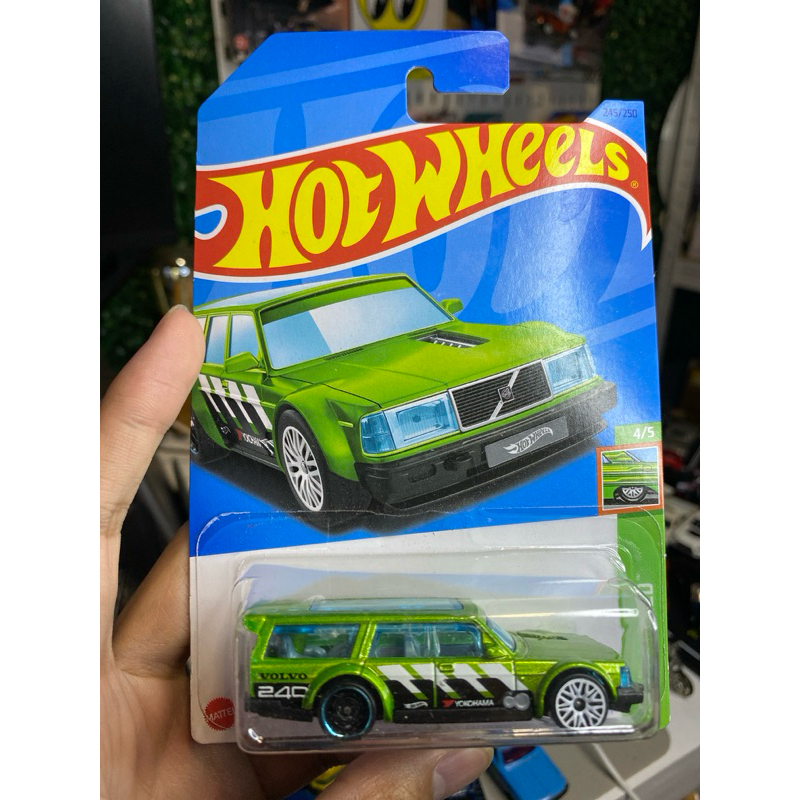 Hotwheels Volvo 240 Drift Wagon