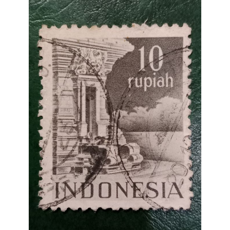 Prangko Indonesia 10.Rupiah Candi & Bangunan tahun 1949 USED