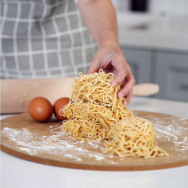 

Mie Afon Fresh Noodle (Mie Mentah / Mie Telur / Pangsit Mie / Mie Ayam / Mie Yamin) 1/2 kg