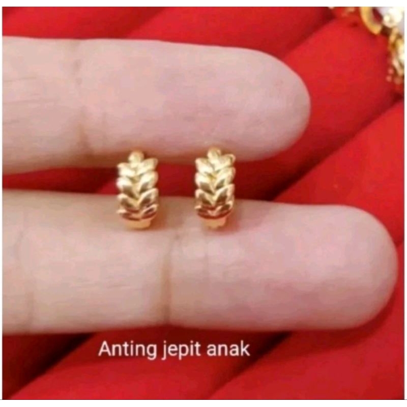 PERHIASAN TITANIUM ANTING ANAK PEREMPUAN BULAT LAPIS EMAS 24K  ANTI KARAT DAN ANTI LUNTUR ASLI