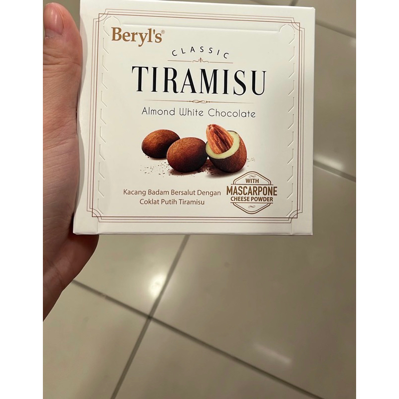 

Beryl’s classic tiramisu / coklat putih tiramisu