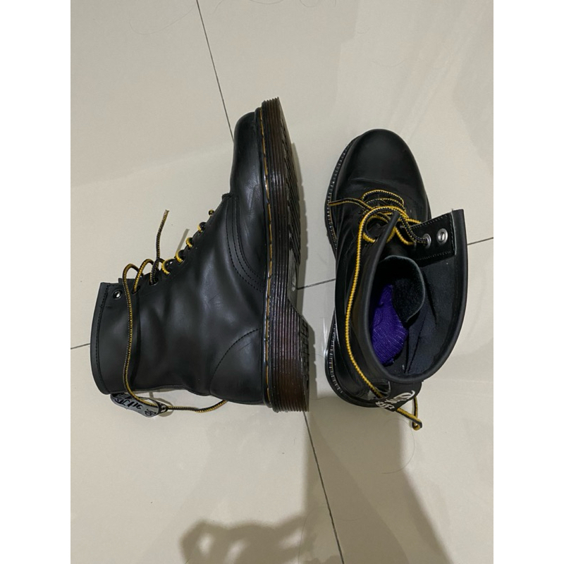 mancow high boots second like docmart