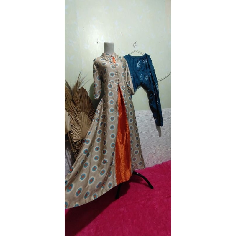 BAJU INDIA/ ANARKALI SET CELANA/ BAHAN SATIN MOTIF ETNIK