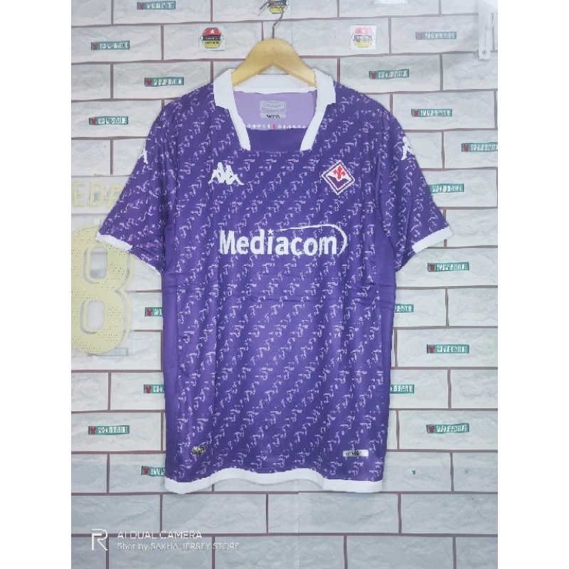 jersey bola fiorentina home club langka medioker musim baru