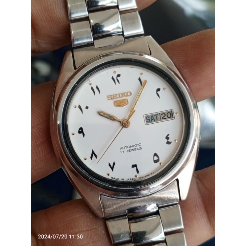 Seiko 5 Arabic