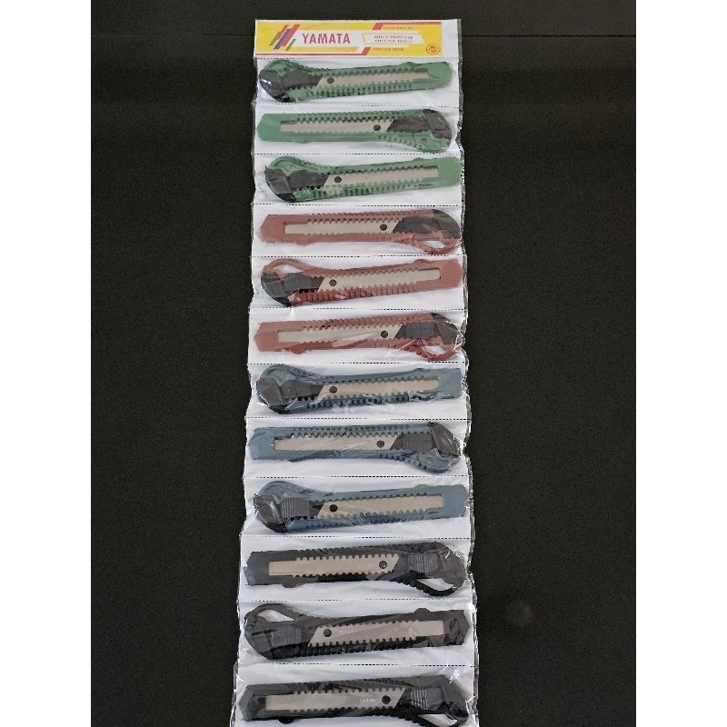 

Pisau Cutter 1 renceng (12pcs)