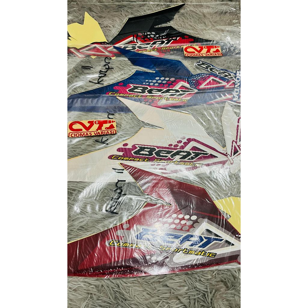 STIKER STRIPING BODY MOTOR BEAT KARBU 2011
