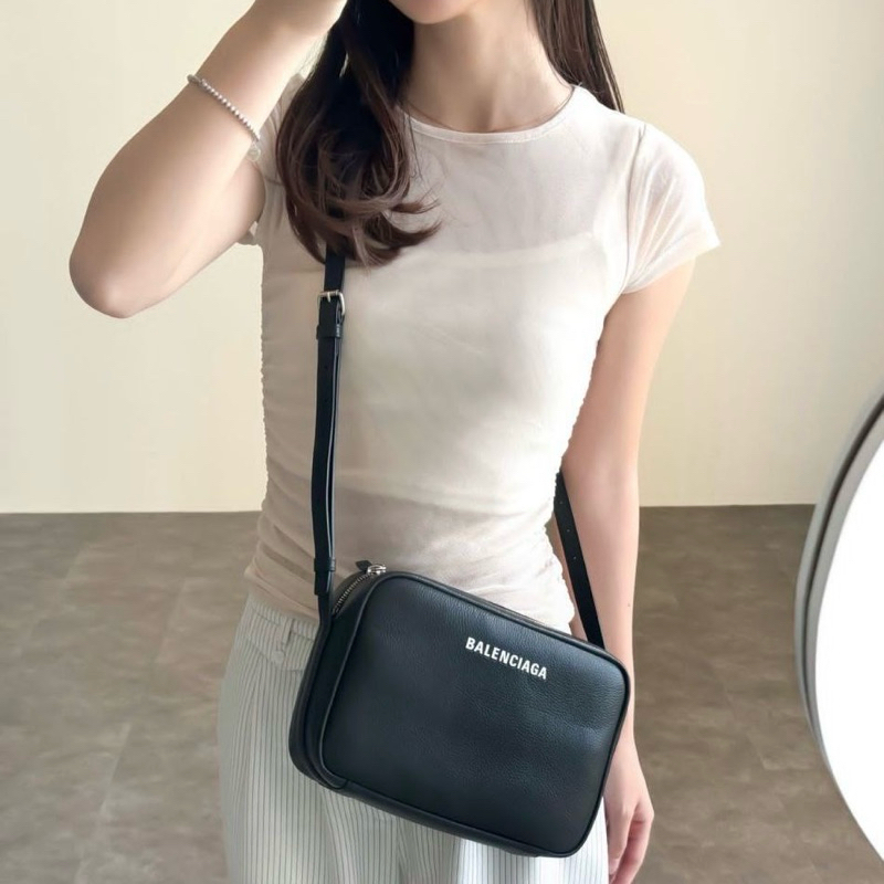 Original Balenciaga Everyday Medium Camera Bag
