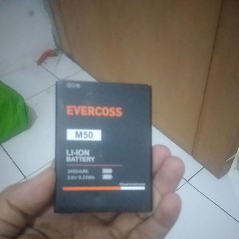 Batre Evercoss M50