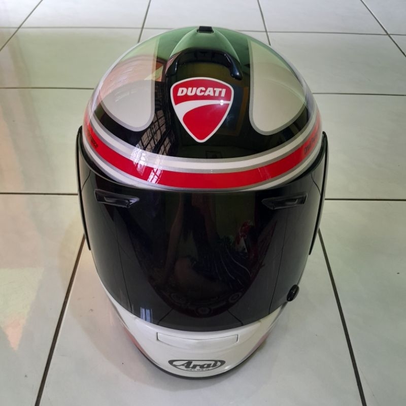 helm arai original (second like new) Vector Ducati