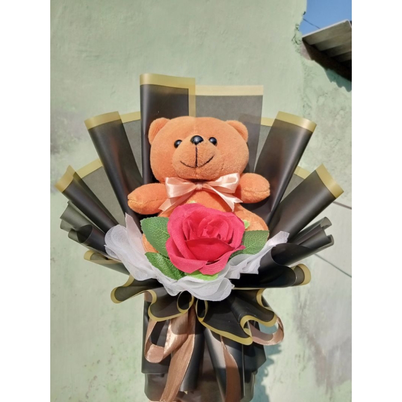 

BUCKET BONEKA BUNGA WISUDA SEMPRO ULANGTAHUN / BUKET BONEKA BUNGA WISUDA / BUCKET BONEKA WISUDA / BUKET BONEKA WISUDA / BUCKET BONEKA BERUANG MURAH / HAMPERS