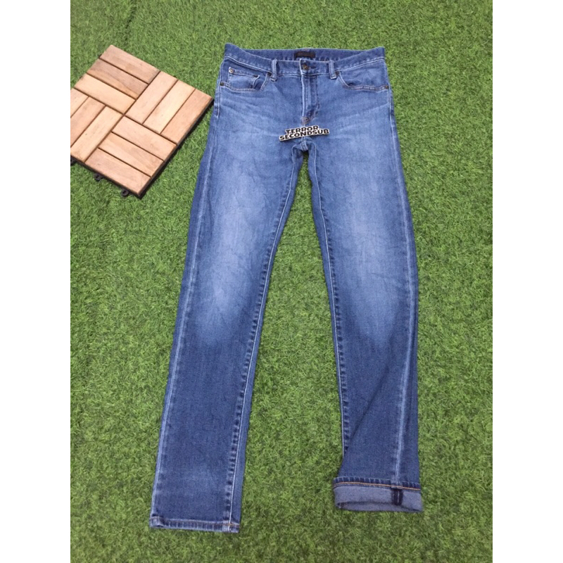 uniqlo blue jeans