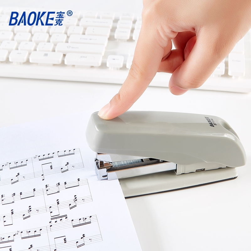 

BAOKE Stapler Staples desain ergonomis untuk penggunaan yang nyaman 25lembar ST1114 (Per Pcs)