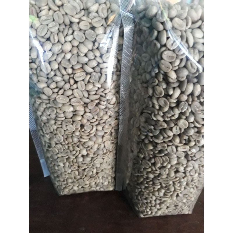 

KOPI LUWAK LIAR (ARABIKA SINDORO TEMANGGUNG 1.300-1.500 MDPL), GREENBEAN kopi luwak liar sotir bersih siap rosting.