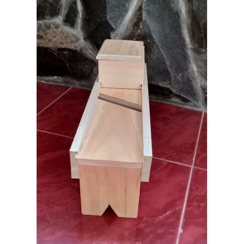 Pengiris Bawang Jati Belanda Ukuran Besar/ Irisan Bawang Merah/Pengiris Serbaguna