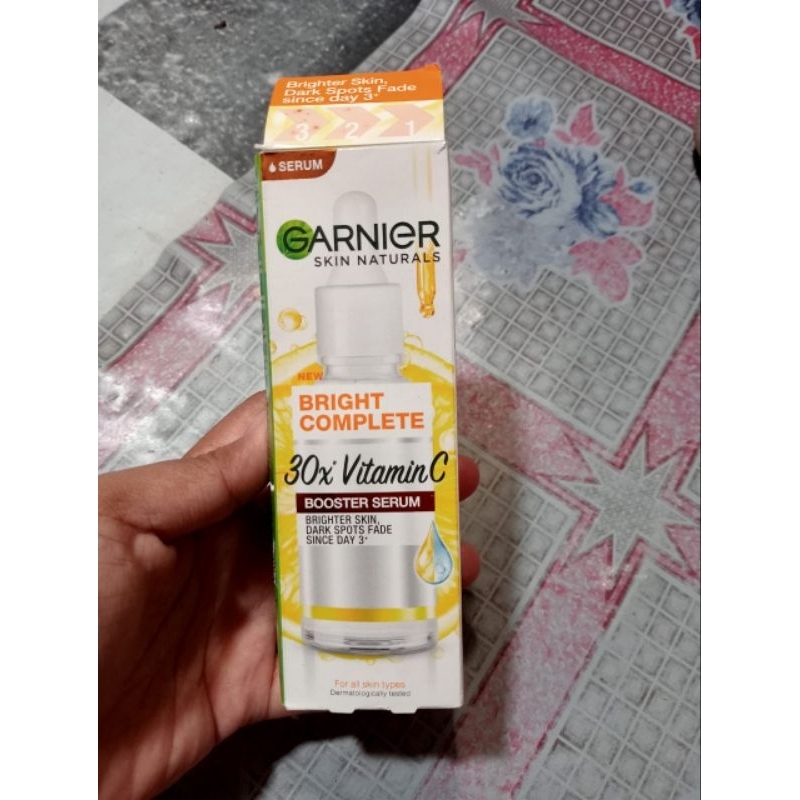 Garnier Bright Complete Vitamin C Serum 50ml ( NEW )