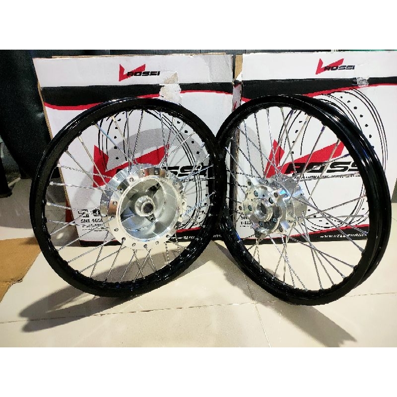Sepaket velg PCX ADV AEROX 160/155 velg Rossi uk 140/140/17