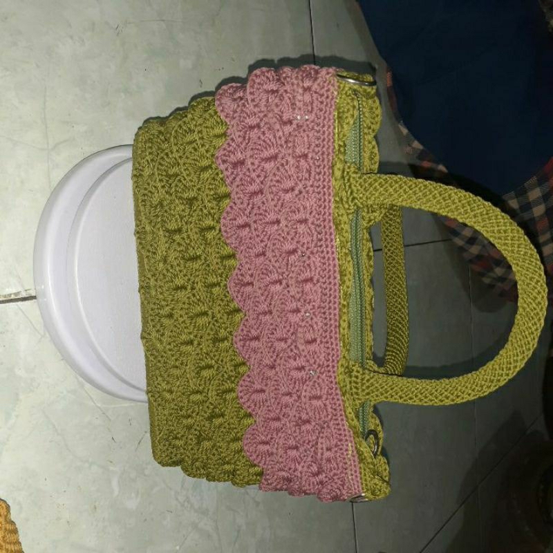 Tas Rajut sisik ikan