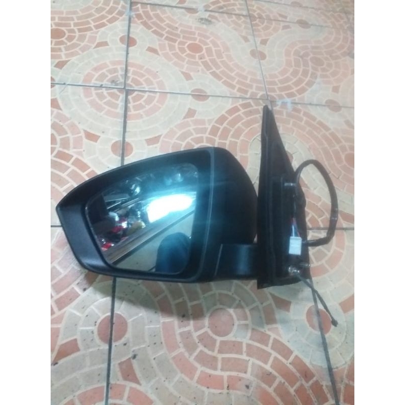 Spion mobil Avanza/Xenia tahun 2019 electrik kanan
