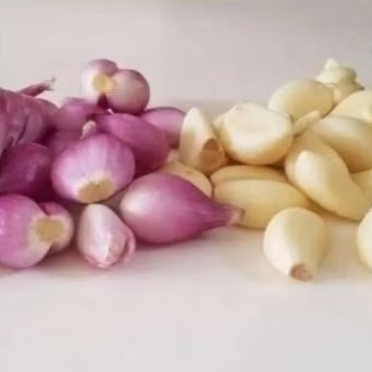 

BAWANG CAMPUR (250 gram)