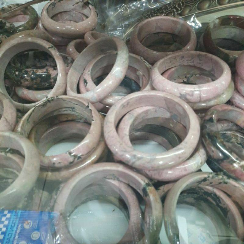 batu red borneo gelang asli kalimantan