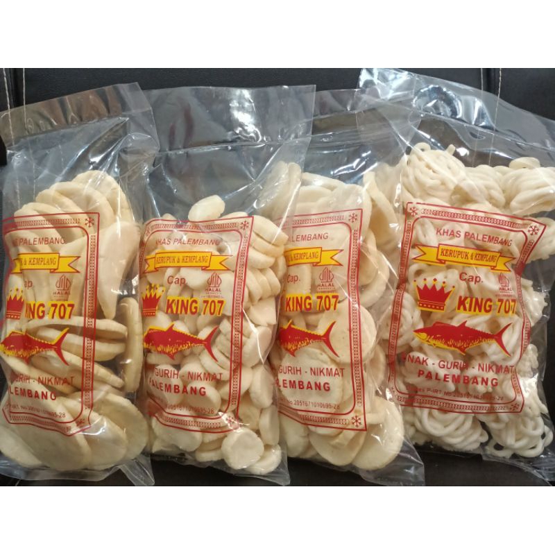 

Paket Mantul Mix 1Kg(Peser super,Kancing Super,Mini Super dan Kerupuk Sanggul)
