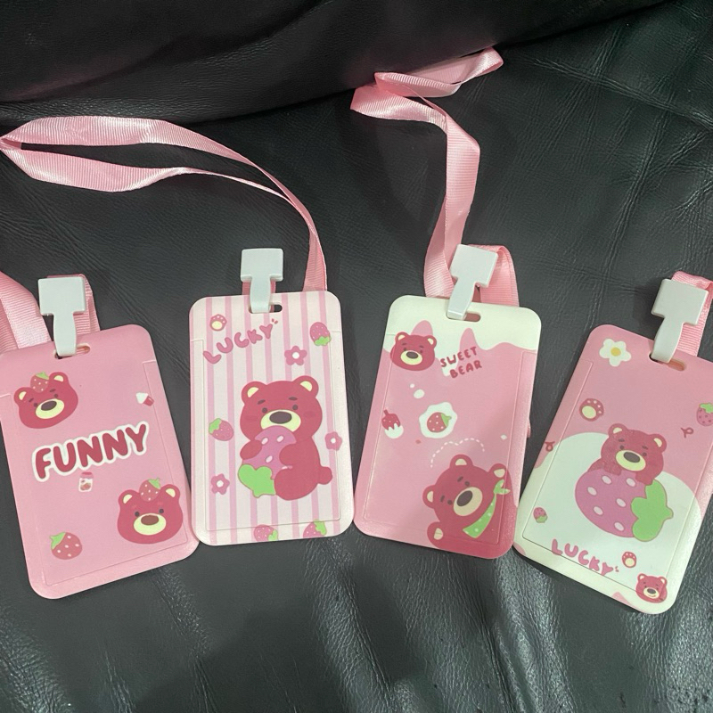 

Lanyard Card Holder Beruang Lotso / Tali Lanyard ID Card Lotso Toy Story / Mrt Lanyard Card Lotso