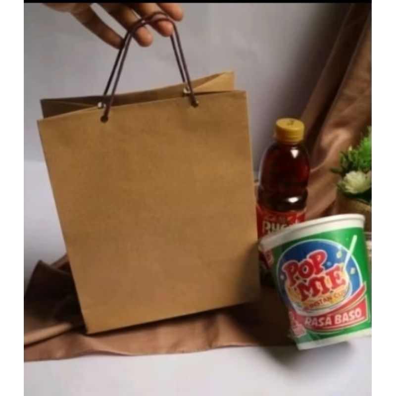 

Paperbag R5 Polos 18x12x22