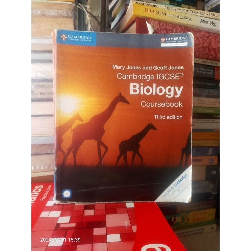 CAMBRIDGE IGCSE BIOLOGY COURSEBOOK