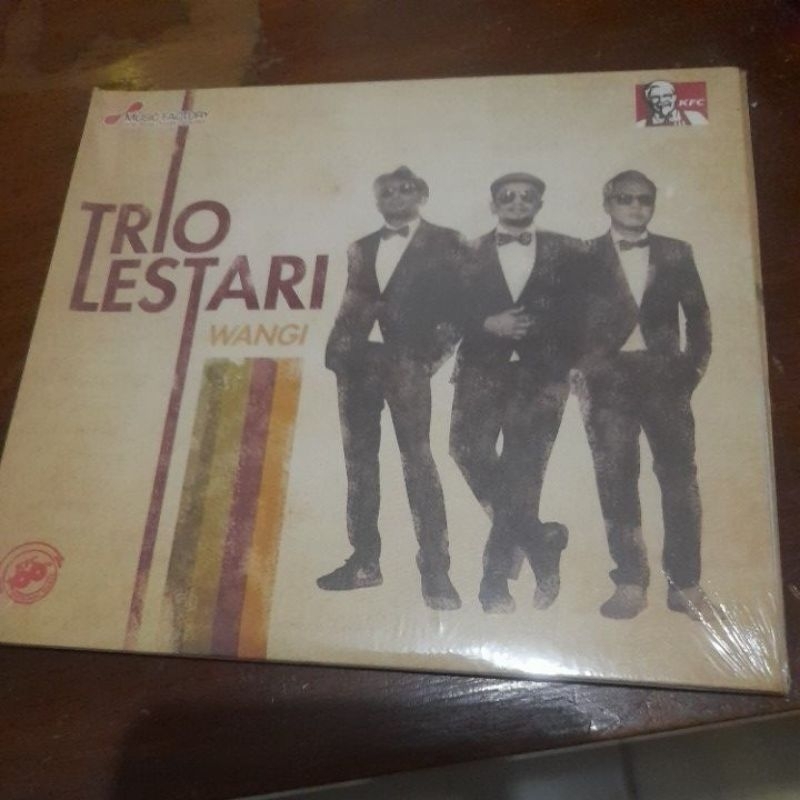 cd musik keluaran kfc original trio lestari wangi segelan (CD532)
