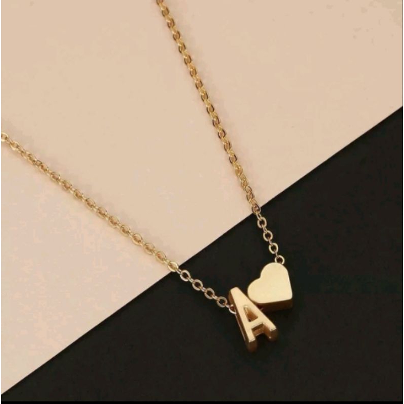 kalung wanita titanium inisial huruf abjad A-z liontin huruf dan love